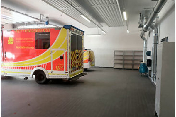 fdphx-feuerwachebr5C6C930D6-5A51-0E9A-3A4D-353542A3EE49.jpg