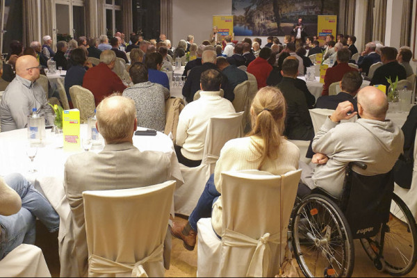 fdphx-neujahrpb-masz-2B97CF442-C780-00B3-87A1-D0ADCB9598C5.jpg