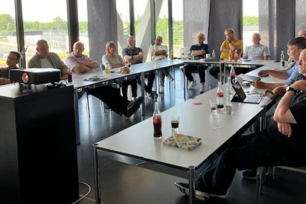 fdphx-wahlseminarbilsterberg-1727C5874-DA98-38A4-6AA2-89753BC324C9.jpg