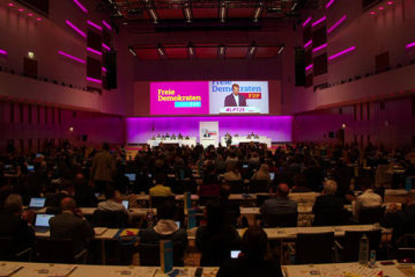 fdphx-lptduisburg-55B5C6A72-C291-6473-D8E9-B86FFB4950DB.jpg