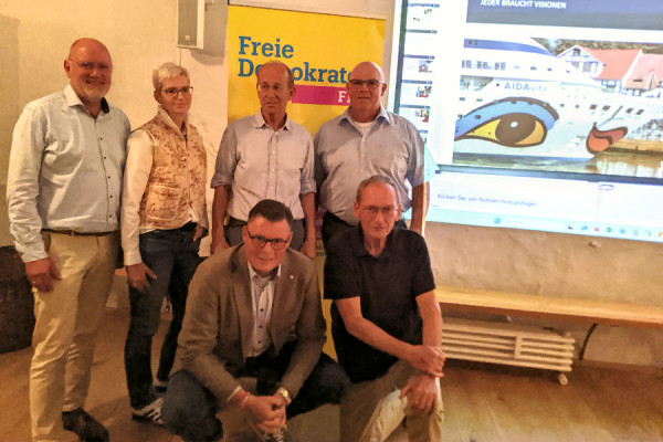 fdphx-nileerstand-90DD6F1FA-E26D-E0E9-69B4-96A523016931.jpg